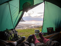 Nützliche Camping Helfer: die 20 besten Camping Gadgets für bequemes Zelten