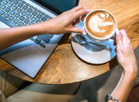 Remote Arbeiten im Ausland: Worauf du achten solltest